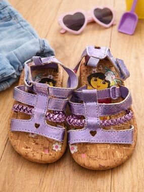 Y2K Dora the Explorer Sandals Toddler Size 4 Purple Summer Shoes Kids